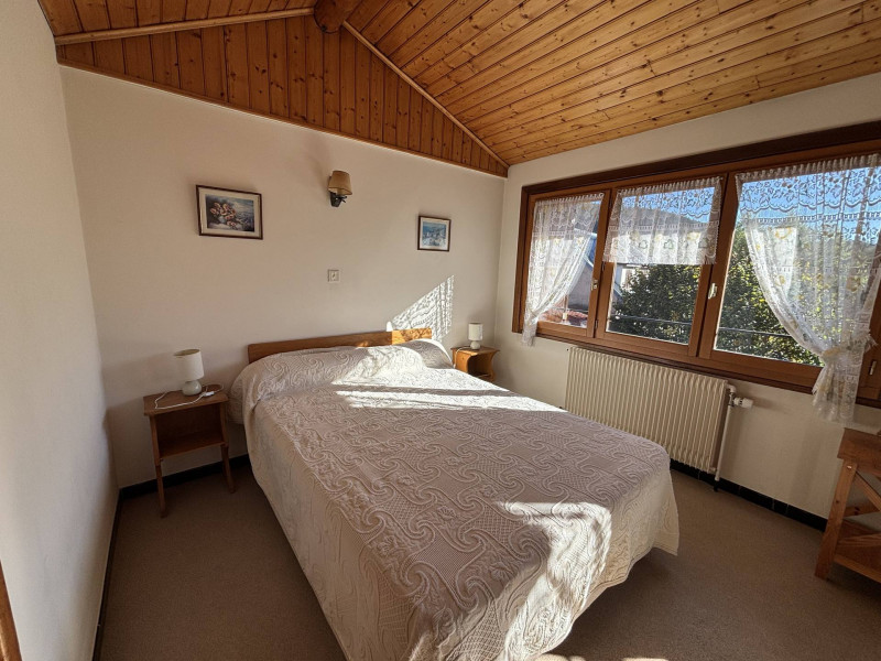 _lv_images__lot_0003590923_06_1431392