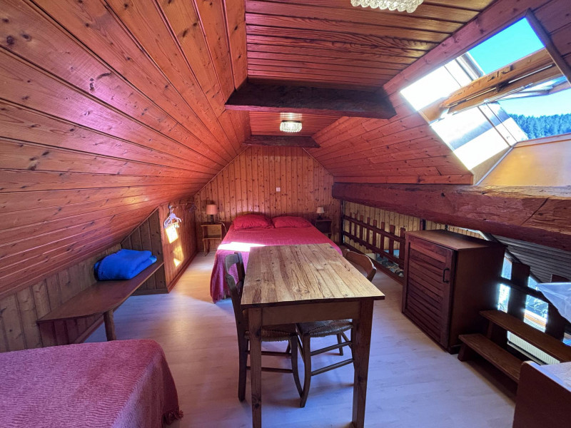 _lv_images__lot_0003590923_11_1366286