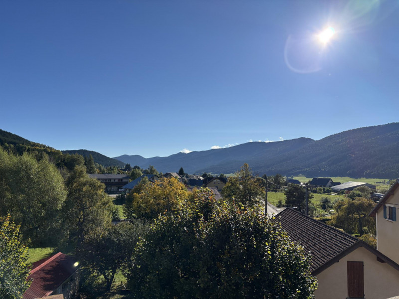 _lv_images__lot_0003590923_12_1443525