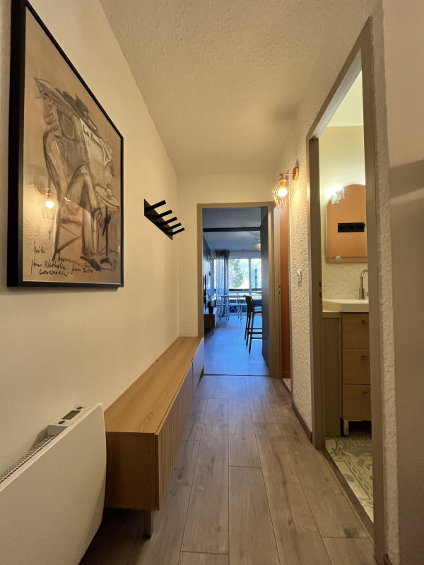 _lv_images__lot_0003590935_14_1302091